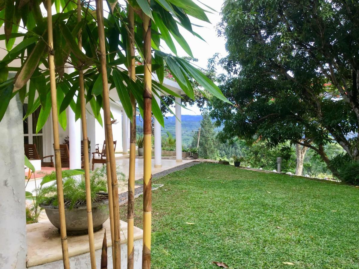 Amandari Holiday Villa Gelioya Exterior foto