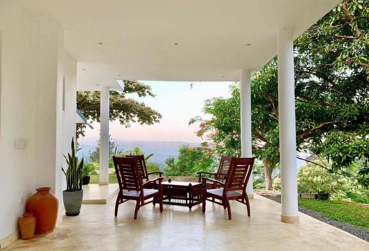 Amandari Holiday Villa Gelioya Exterior foto